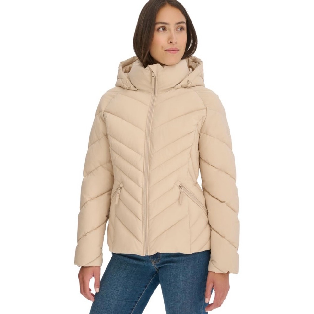 SOLD Tommy Hilfiger Women's Beige Puffer Jacket
